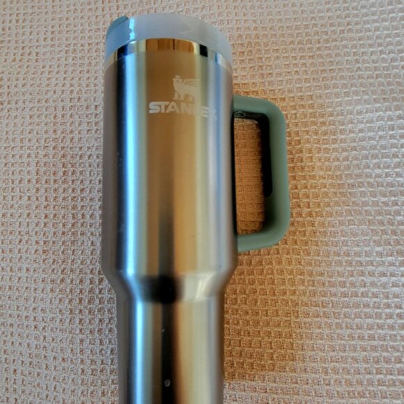 40 oz Stanley - Picture 1 of 4